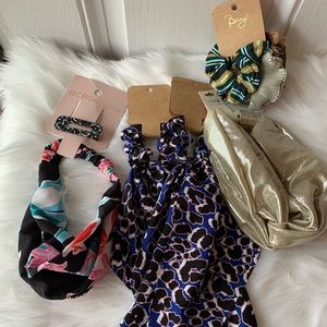 Bundle of hair accessories